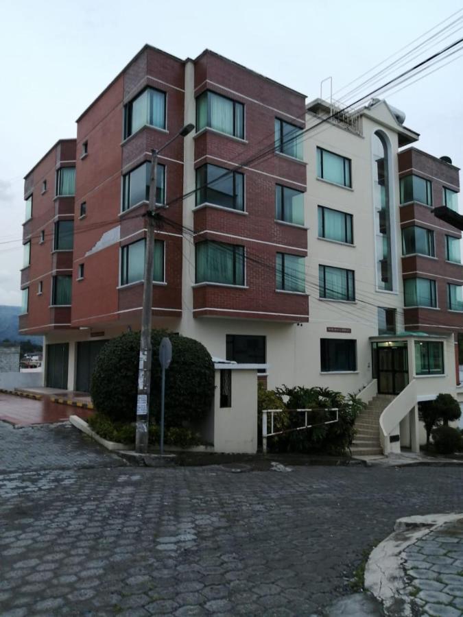 Marshall House Hotel Quito Exterior photo